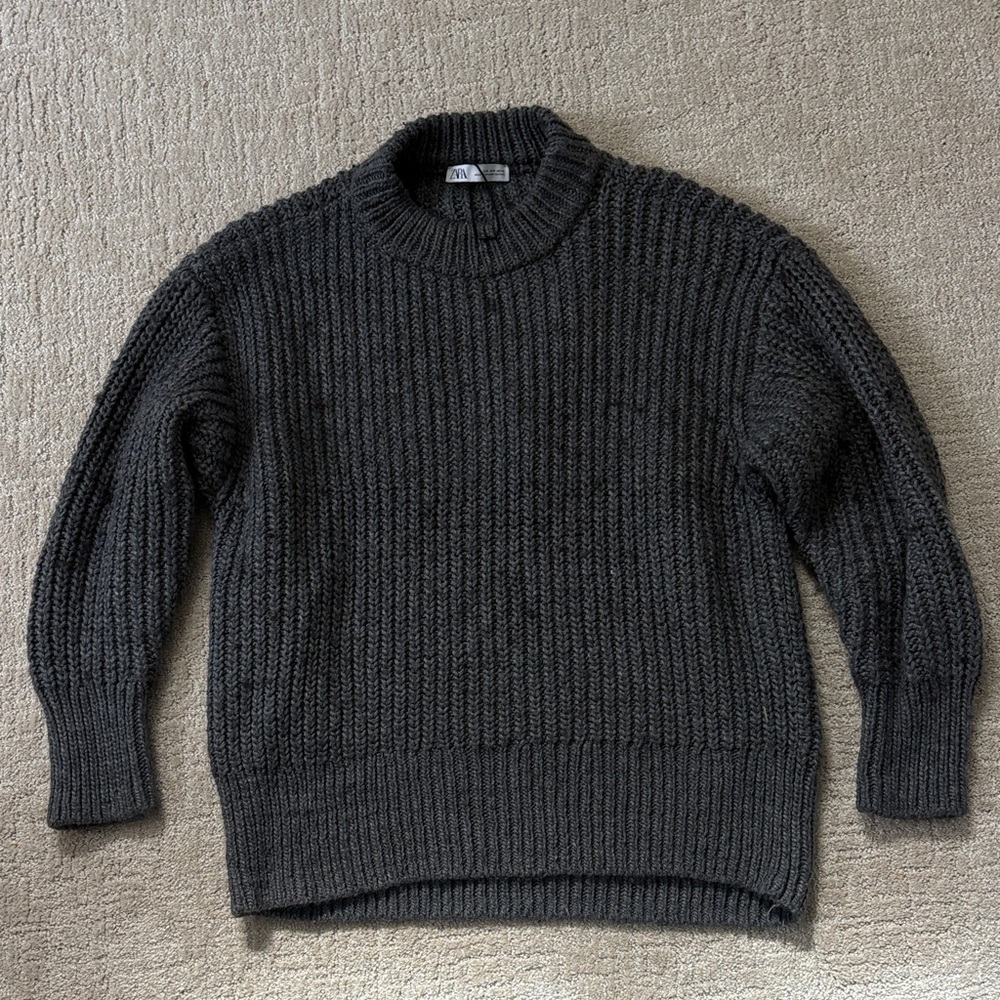 Zara Men's Charcoal Crewneck Sweater